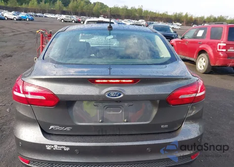 2016 Ford Focus Se z USA, uszkodzony, nr VIN 1FADP3F20GL401375